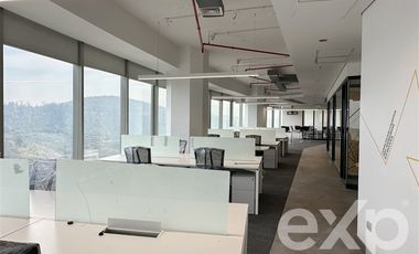 Oficina en Arriendo en AVDA. VITACURA