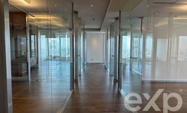 Oficina en Arriendo en AVDA. VITACURA