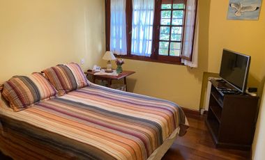 Venta Casa 5 ambientes en Bernal Centro