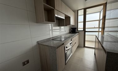 Departamento en Arriendo en 2 dormitorios, 2 baños, 2 estacionamientos!