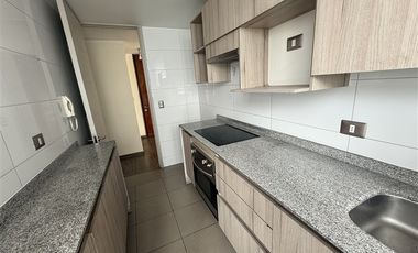 Departamento en Arriendo en 2 dormitorios, 2 baños, 2 estacionamientos!