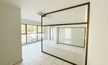 Oficina en Arriendo en Fontova con Santa Elena!!