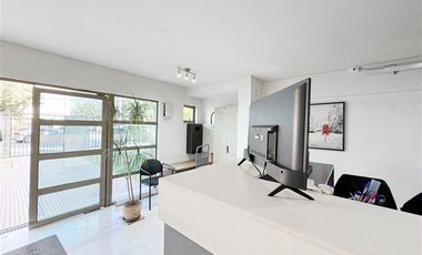 Oficina en Arriendo en Fontova con Santa Elena!!