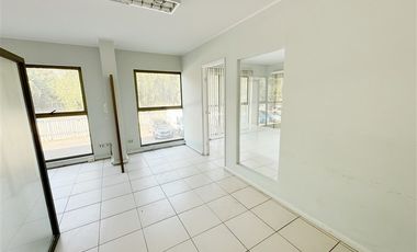Oficina en Arriendo en Fontova con Santa Elena!!