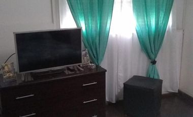 VENTA OPORTUNIDAD / DOS PROPIEDADES INDEPENDIENTES. SOBRE EL MISMO TERRENO /