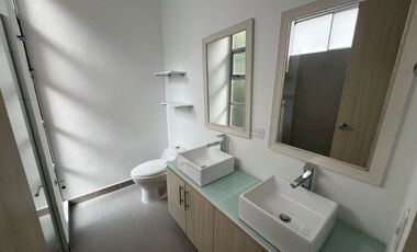 Casa en Arriendo Ubicado en Medellín Codigo 1041