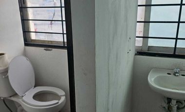 Local Comercial en Ventura Puente: Estudio