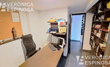 Casa de cuatro ambientes en venta, Haedo.