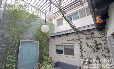 Casa de cuatro ambientes en venta, Haedo.