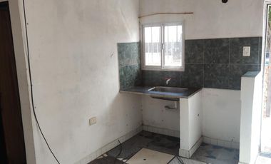 Departamento tipo casa en