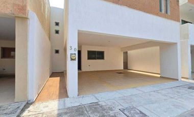 Casa en VENTA en LOMAS DEL SOL