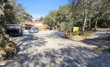 Vendo casa con enorme jardín en Tlalpuente, Tlalpan, CDMX.