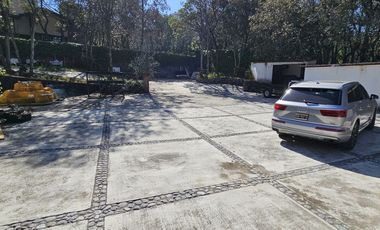 Vendo casa con enorme jardín en Tlalpuente, Tlalpan, CDMX.