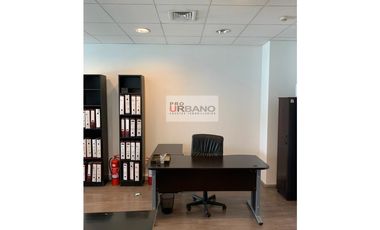 Cómoda Oficina con estacionamiento en Viña del Mar