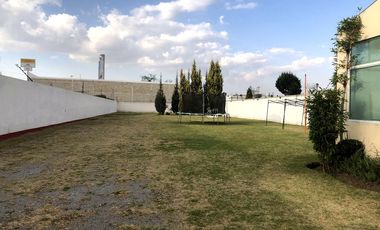 Terreno en venta o renta San Jerónimo Chicahualco.