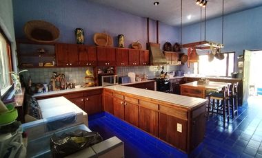 Casa en Club Campestre de un piso estilo hacienda mexicana