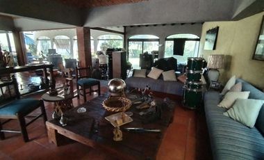 Casa en Club Campestre de un piso estilo hacienda mexicana