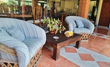Casa en Club Campestre de un piso estilo hacienda mexicana