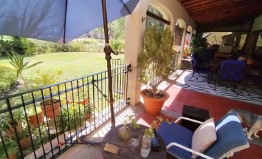 Casa en Club Campestre de un piso estilo hacienda mexicana