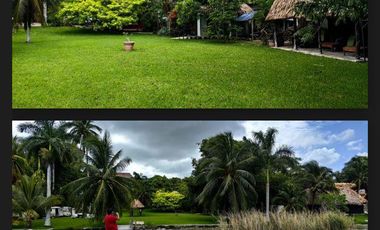 Residencia de Lujo con Frente a Laguna en Bacalar