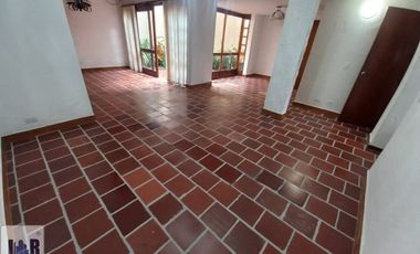 Casa en Arriendo Ubicado en Envigado Codigo 5903
