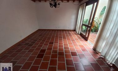 Casa en Arriendo Ubicado en Envigado Codigo 5903