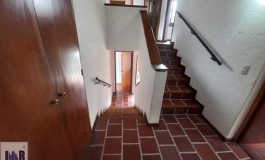Casa en Arriendo Ubicado en Envigado Codigo 5903