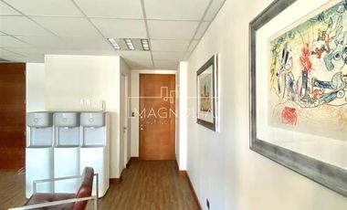 Oficina en Venta en A pasos del Portal La Dehesa