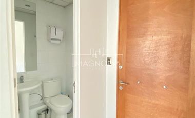 Oficina en Venta en A pasos del Portal La Dehesa