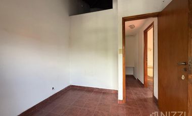 PH ideal 2 viviendas - Excelente entorno