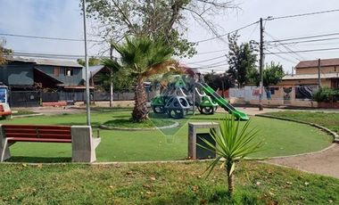 Amplia casa con excelente conectividad