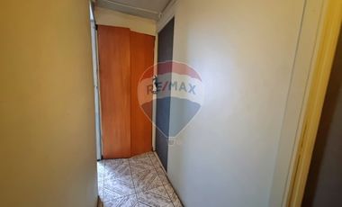 Amplia casa con excelente conectividad