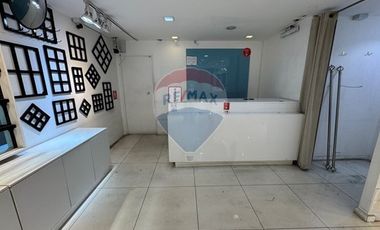 Excelente ubicación, acceso a calle principal