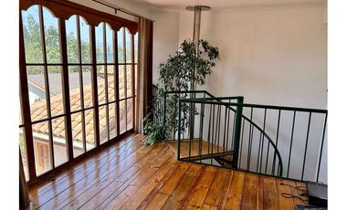 Se VENDE casa en Machalí  en 1010 m2 terreno