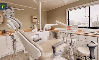 Oficina en Arriendo en Los Robles esquina Quillayes