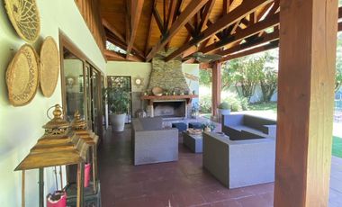 MAGNIFICA CASA DE CAMPO