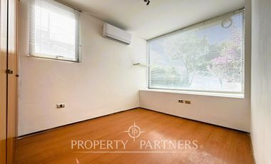 Idahue, casa mediterránea con vista al río