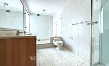 Idahue, casa mediterránea con vista al río