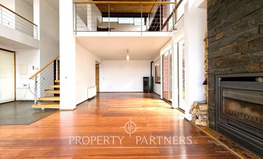 Idahue, casa mediterránea con vista al río