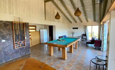 INMEJORABLE CASA EN ORILLA DE LAGO VICHUQUEN