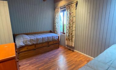 INMEJORABLE CASA EN ORILLA DE LAGO VICHUQUEN