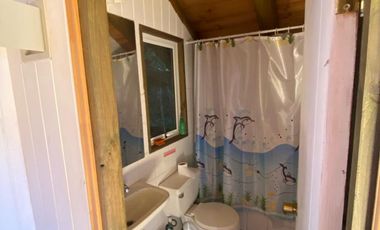 INMEJORABLE CASA EN ORILLA DE LAGO VICHUQUEN