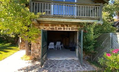 INMEJORABLE CASA EN ORILLA DE LAGO VICHUQUEN