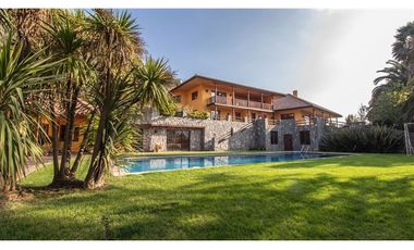 Casa En ARRIENDO CON OPCIÓN A COMPRA En Lo Barnechea