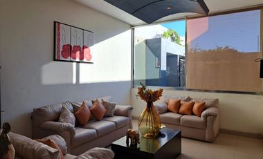 Se Renta Casa en Residencial Esmeralda Norte