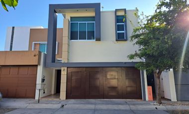 Se Renta Casa en Residencial Esmeralda Norte