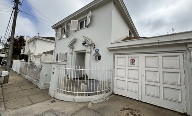 SE ARRIENDA GRAN CASA EN SECTOR MIRAFLORES