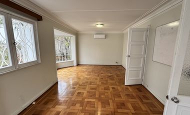 SE ARRIENDA GRAN CASA EN SECTOR MIRAFLORES