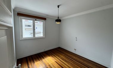 SE ARRIENDA GRAN CASA EN SECTOR MIRAFLORES