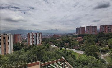 Apartamento en Arriendo Loma de Las Brujas Envigado